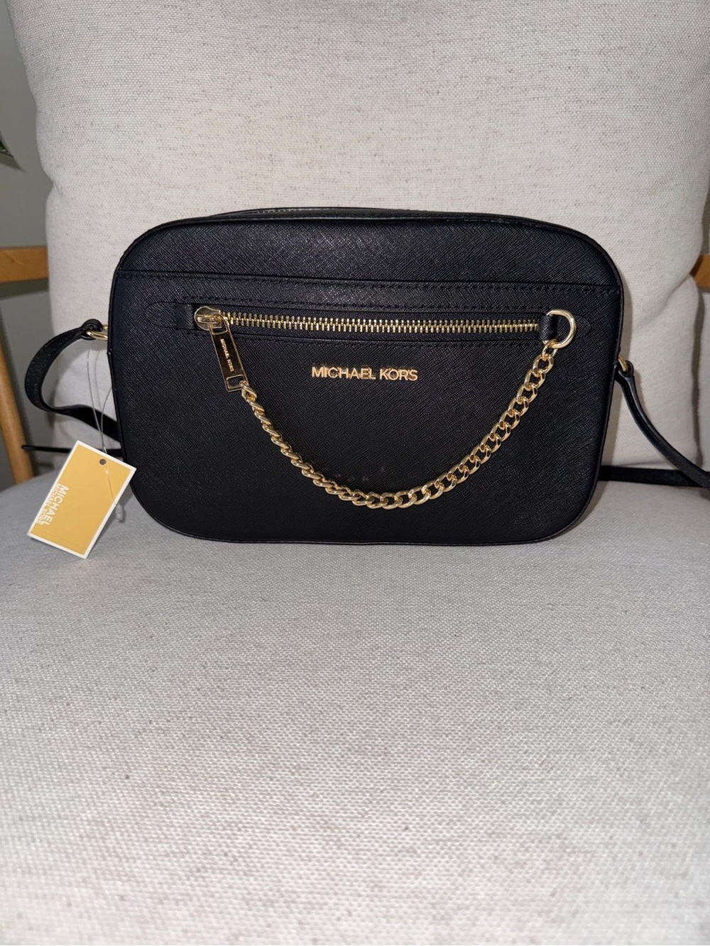 New Michael Kors Women's Black Leather East West Chain Crossbody Camera Bag NWT - Picture 3 of 13